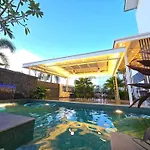 Jonker Street New Cozy Home 20Pax Swimming Pool Karaoke